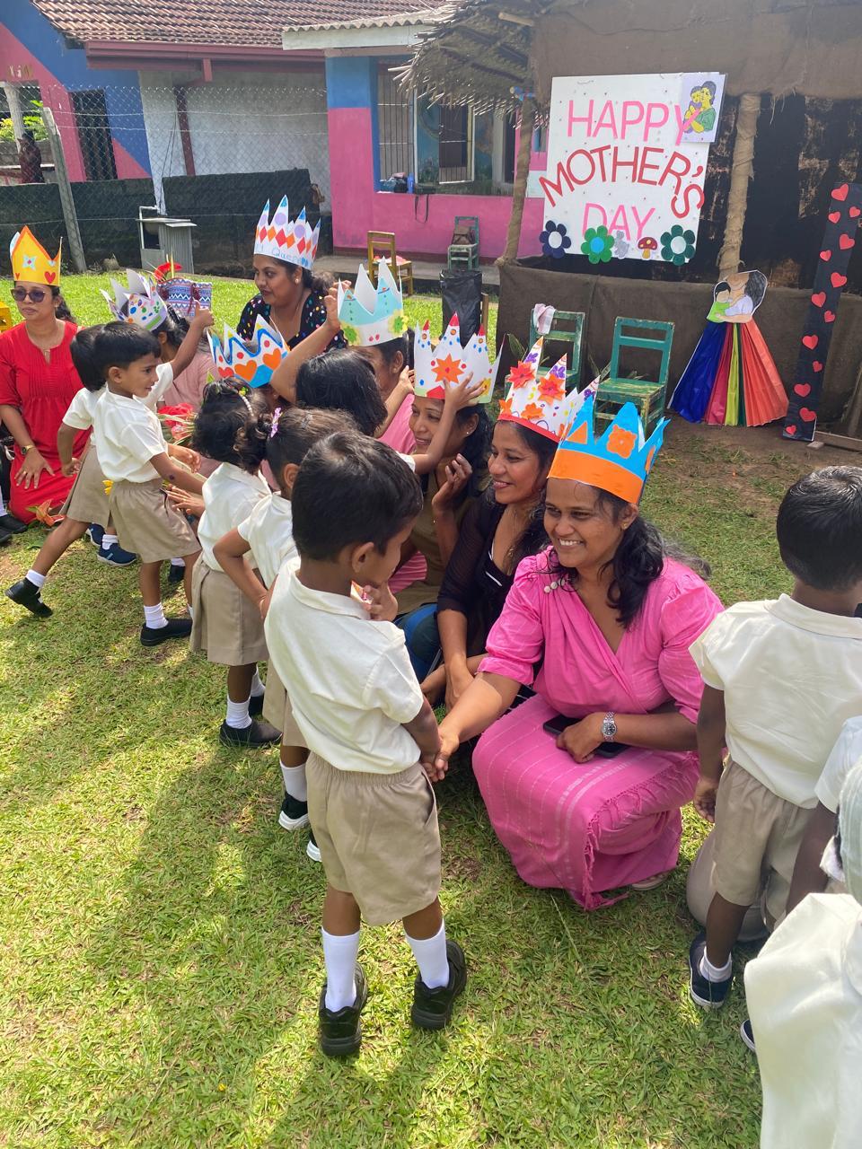 Children and teachers celebrating Mother's Day together at Lexington Pre-School